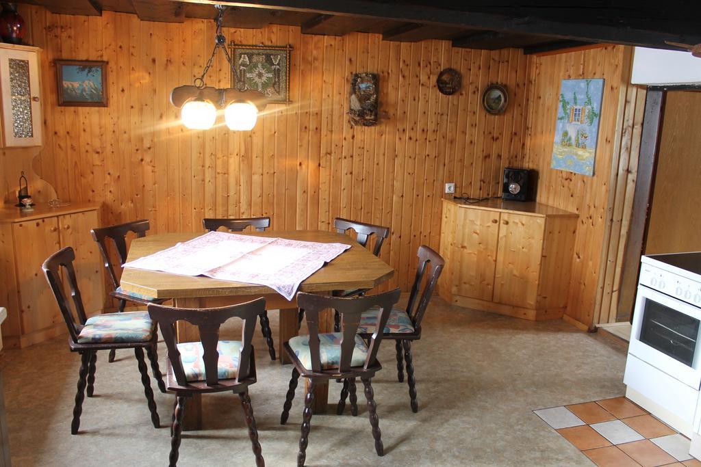 Knappenhaus Раурис Стая снимка
